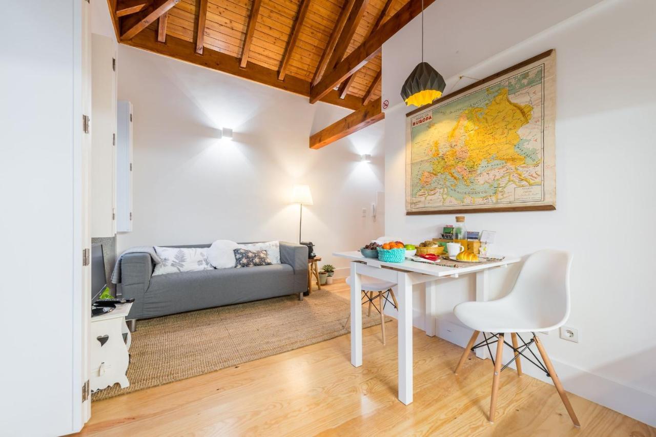 Home In Porto - Cozy 2Br Duplex By Lovelystay Buitenkant foto